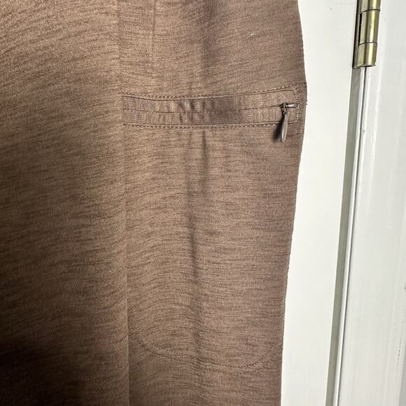 Duluth Trading Co L X 31 Brown Straight Leg High Rise Stretch Yoga Pants Pockets - Picture 6 of 9